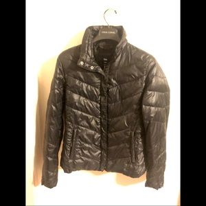 Gap Woman’s Medium Lightweight Puffer Coat/Jacket!